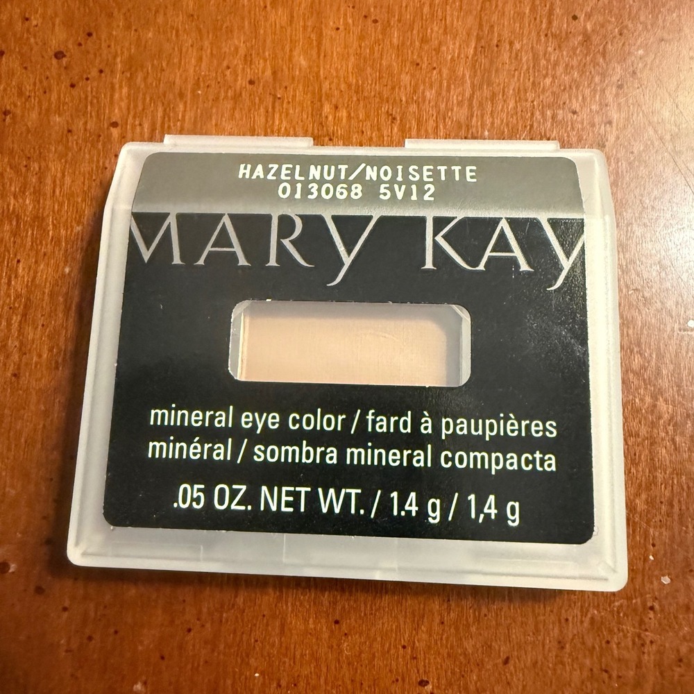 Mary Kay mineral eye shadow color‎ single magnetic case Hazelnut 013068 5V12